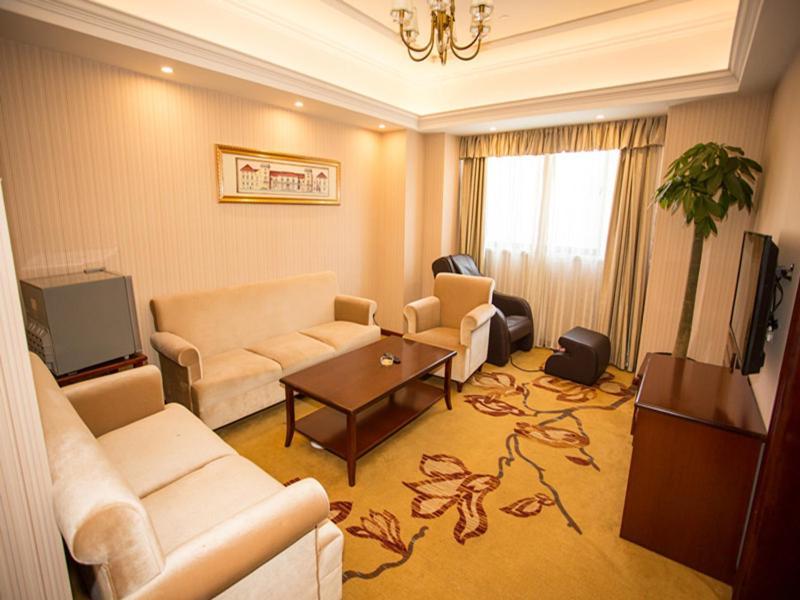 Vienna International Hotel Shanghai Pudong Xiupu Road Екстер'єр фото