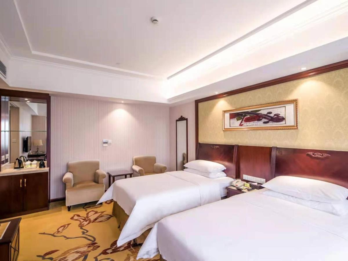 Vienna International Hotel Shanghai Pudong Xiupu Road Екстер'єр фото